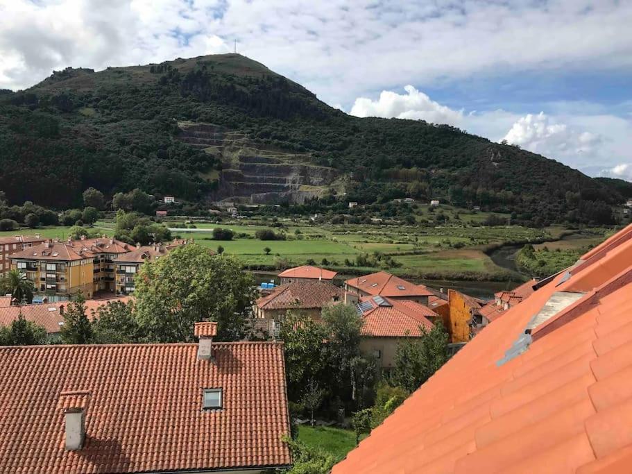 リンピアスPrecioso Atico Con Parking Privado. Vistas Al Rioアパートメント エクステリア 写真